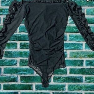 PRETTY LITTLE THING 💫BLACK MESH FRILL TOP EDGE BODYSUIT💫 SIZE 6 WOMENS